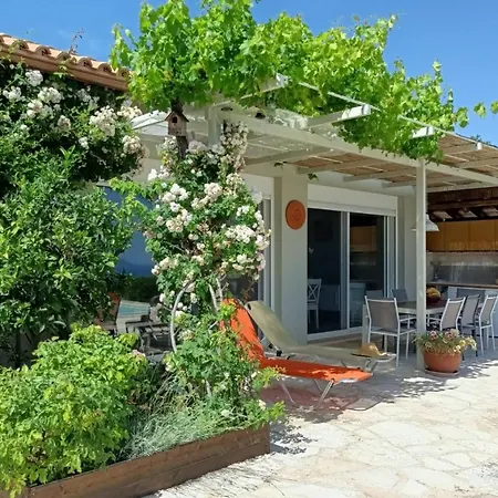 Feriehus Zorba Plus Its Pavilion Infinity Pool Beautiful Sea View Sivota