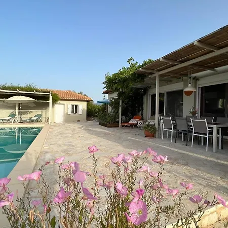 Feriehus Zorba Plus Its Pavilion Infinity Pool Beautiful Sea View Sivota